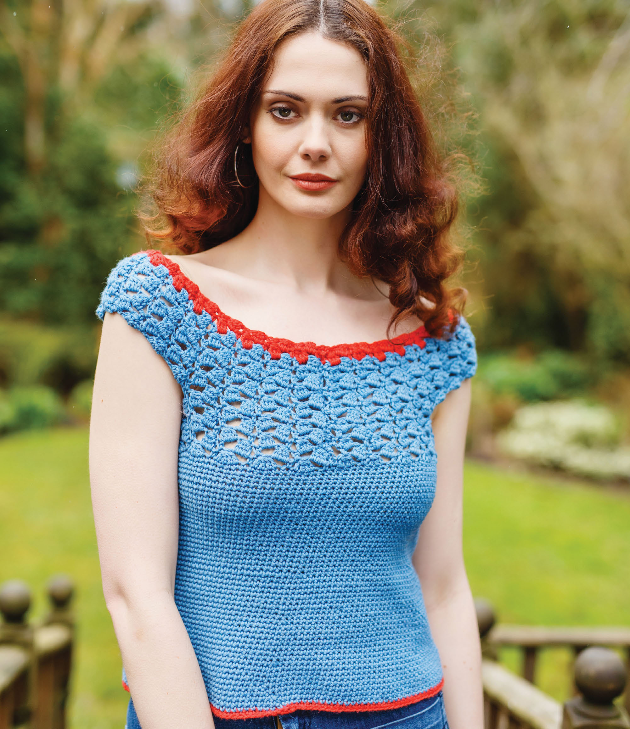 The gorgeous cluster patterned top from Inside Crochet 65. | Inside Crochet